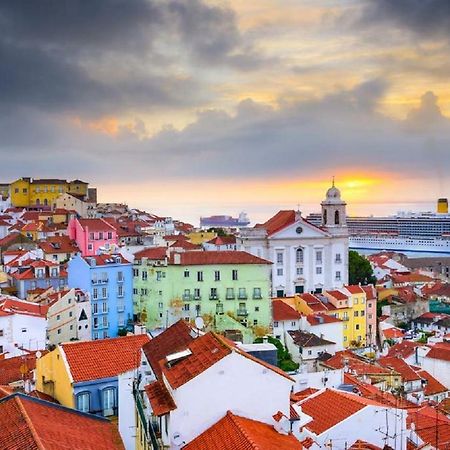 Appartamento Blue Urban Alfama Lisbona Esterno foto